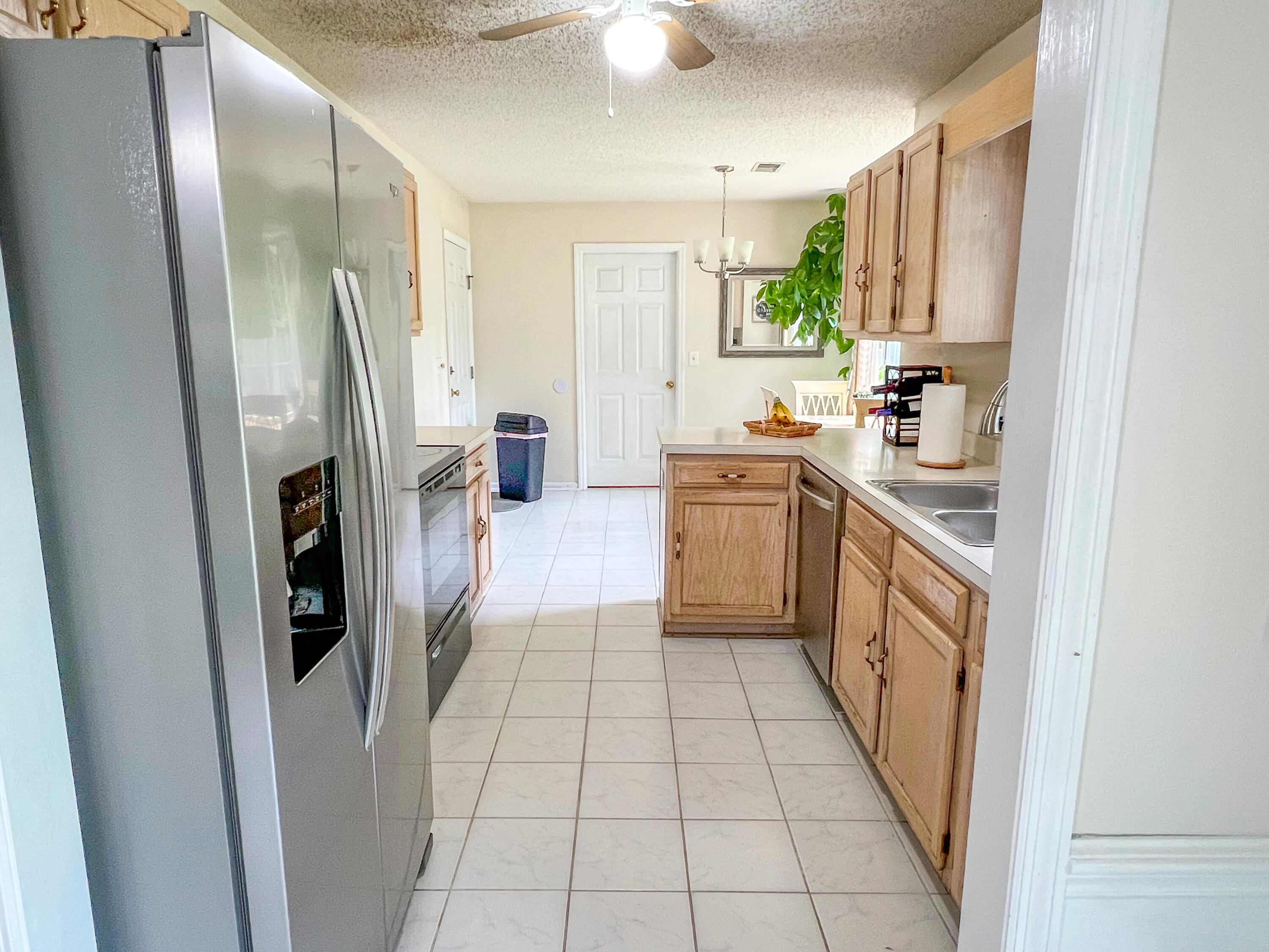 8250 Longridge Road North Charleston, SC 29418 - Photo 10 of 27 12