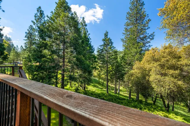 $449,900 | 19099 Raboul Court, Groveland, CA 95321