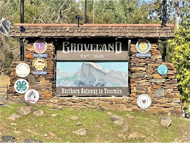 $449,900 | 19099 Raboul Court, Groveland, CA 95321