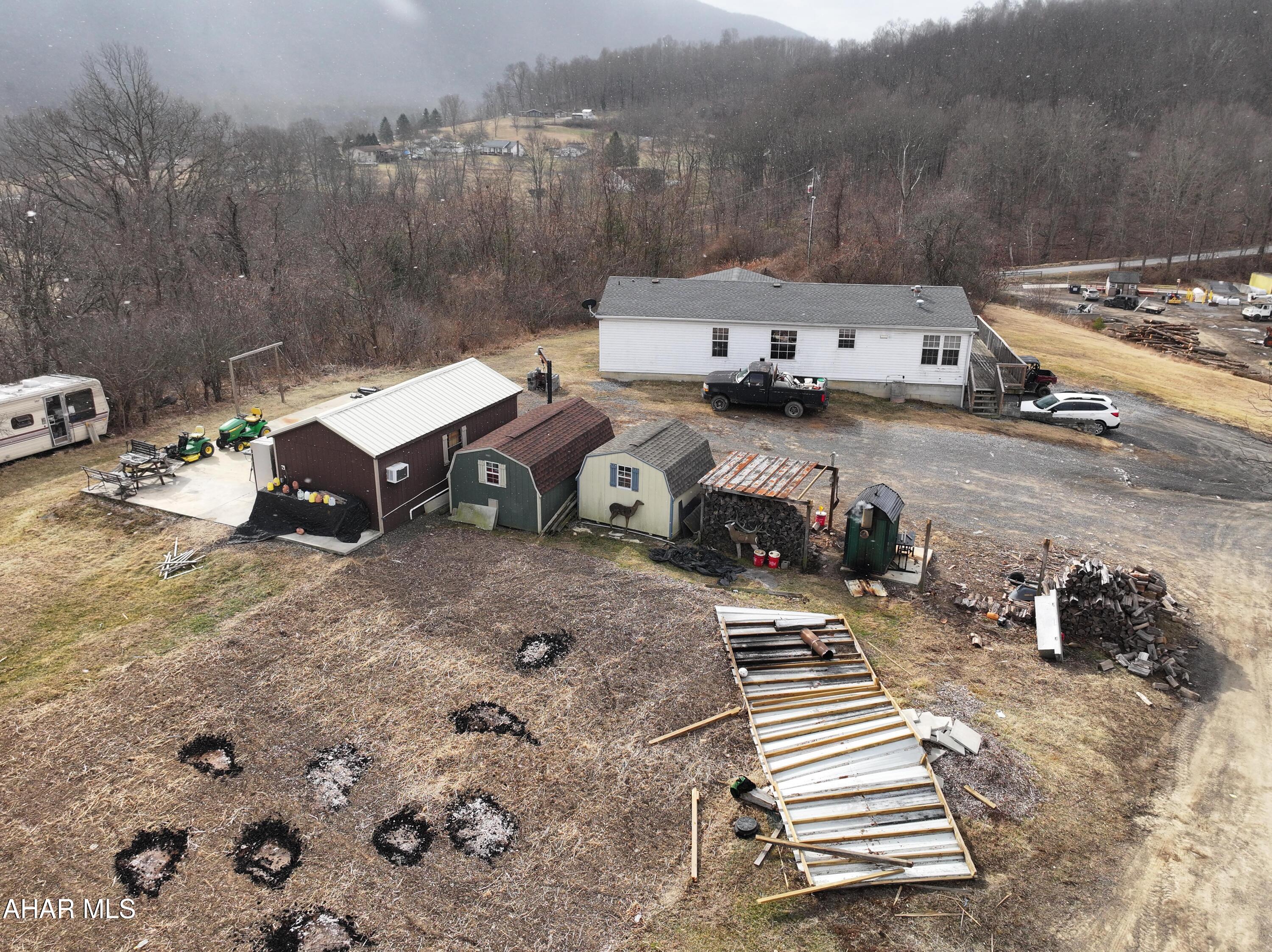 595 O'Brien Road Manns Choice, PA 15550 - Photo 43 of 45
