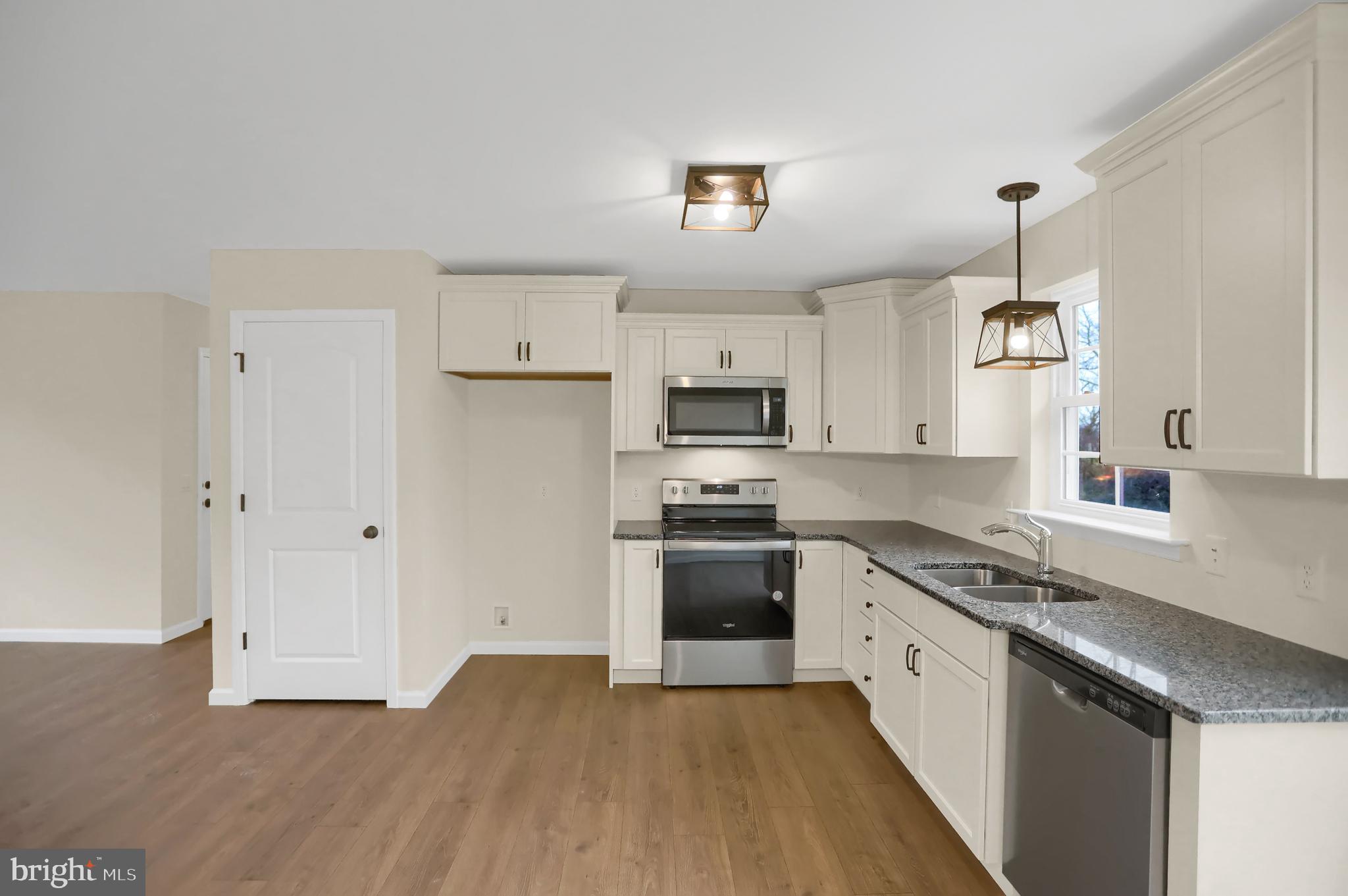 85 Old Colony Road Selinsgrove, PA 17870 - Photo 7 of 21