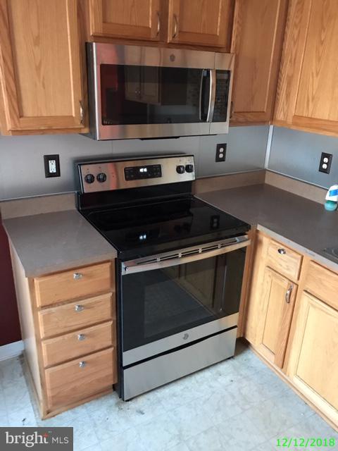 1803 Orchard View Road Reading, PA 19606 - Photo 10 of 18