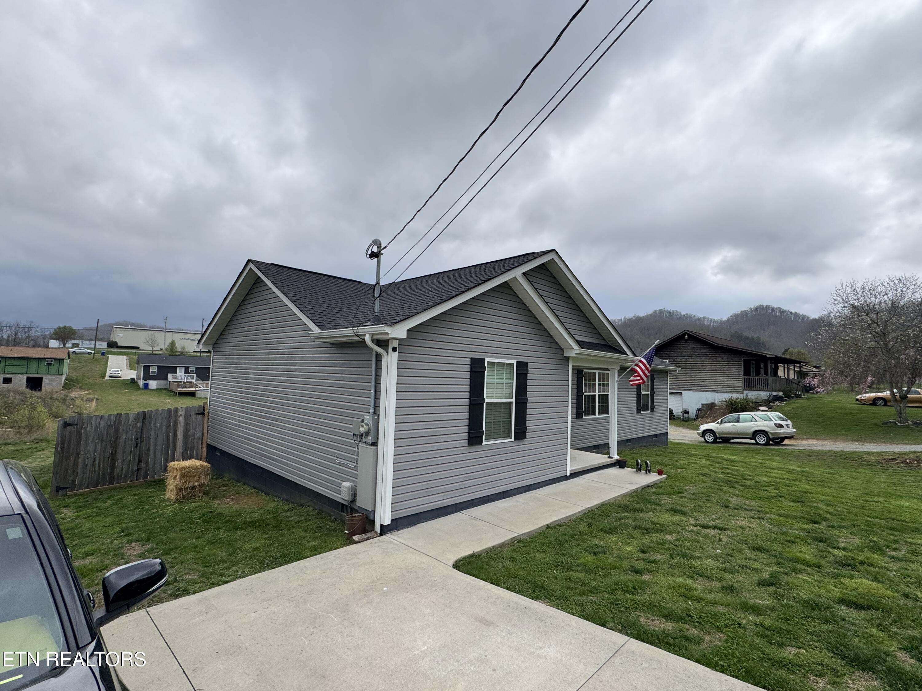 574 Monroe Road Maynardville, TN 37807 - Photo 5 of 17 IMG_4427