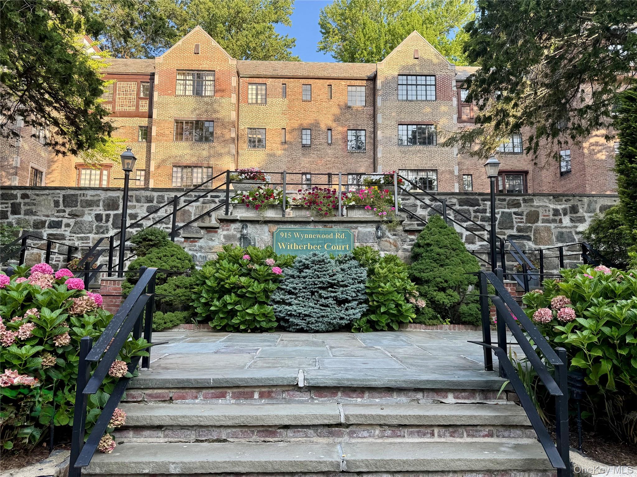 Witherbee Court