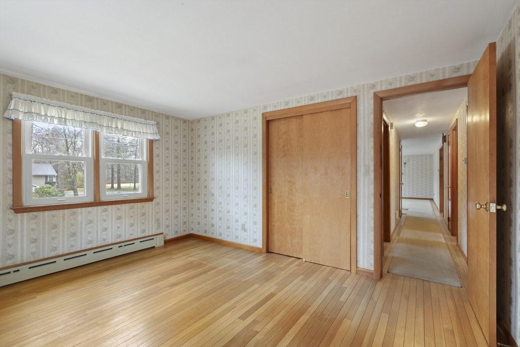 6 Myrtle Street Mendon, MA 01756 - Photo 14 of 29