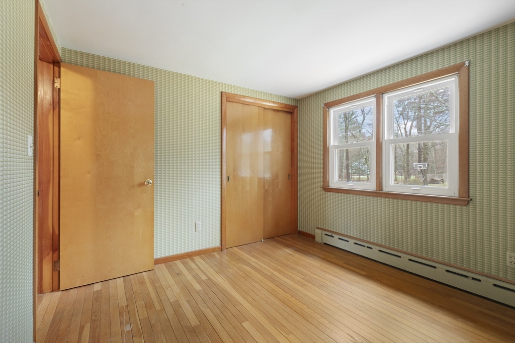 6 Myrtle Street Mendon, MA 01756 - Photo 16 of 29