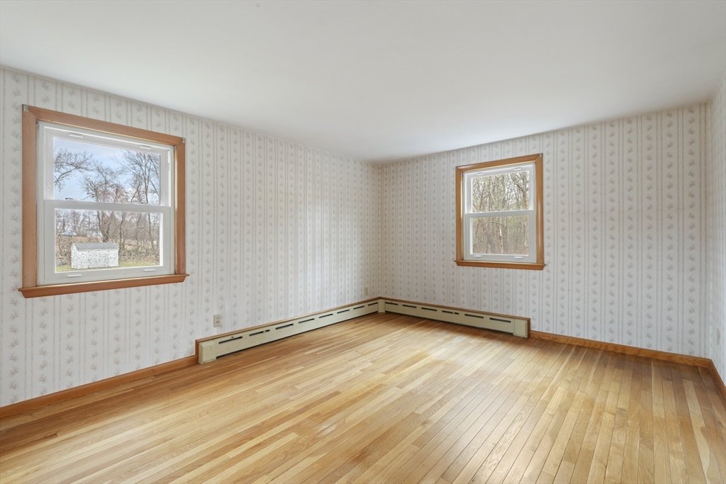 6 Myrtle Street Mendon, MA 01756 - Photo 18 of 29