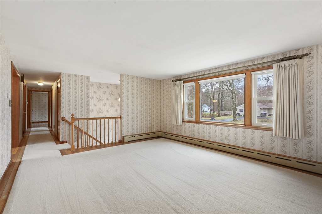 6 Myrtle Street Mendon, MA 01756 - Photo 4 of 29