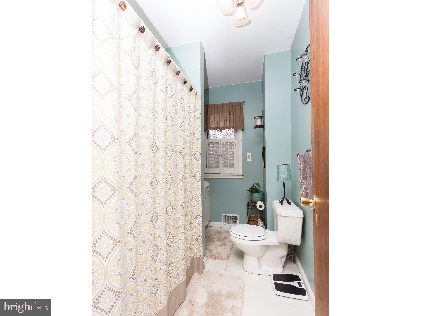 305 Lippincott Avenue Riverside, NJ 08075 - Photo 18 of 21