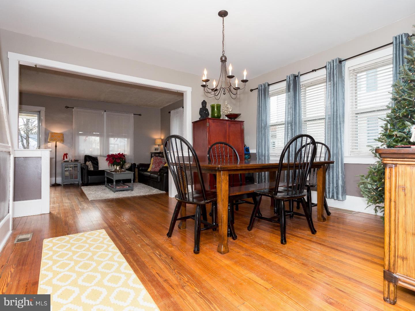 305 Lippincott Avenue Riverside, NJ 08075 - Photo 7 of 21