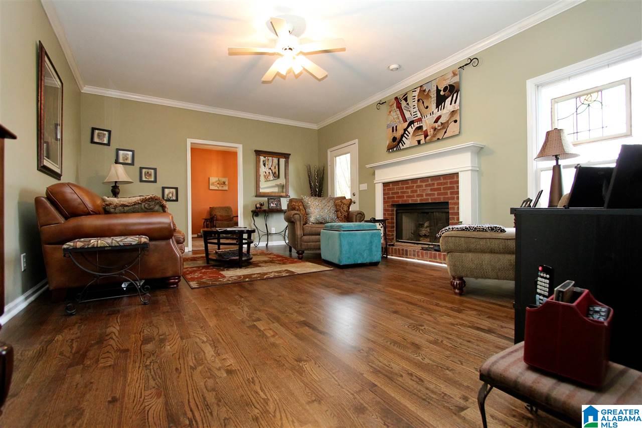 136 Heather Ridge Drive Pelham, AL 35124 - Photo 2 of 22