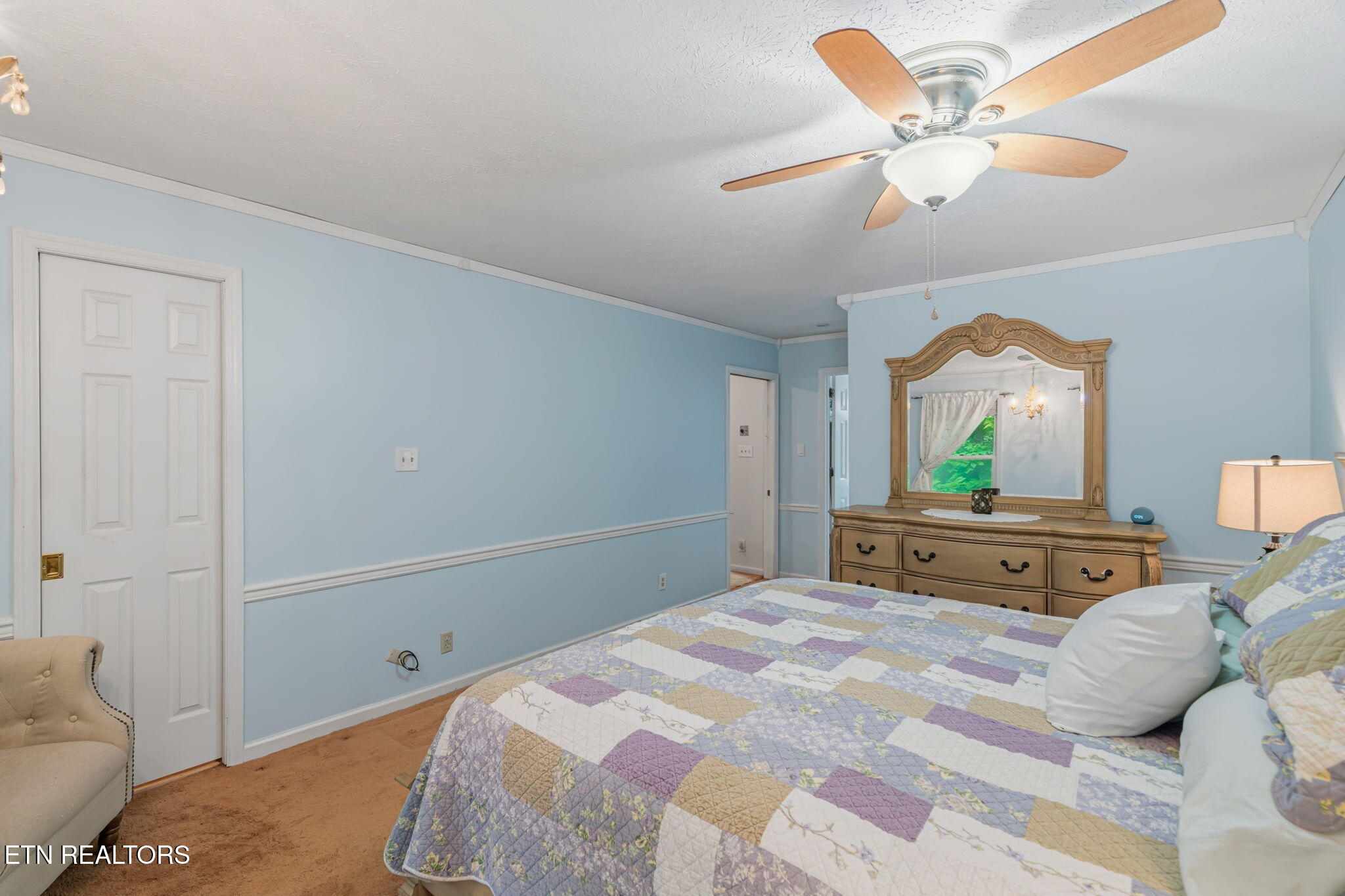 1130 West Outer Drive Oak Ridge, TN 37830 - Photo 37 of 57 Primary Suite