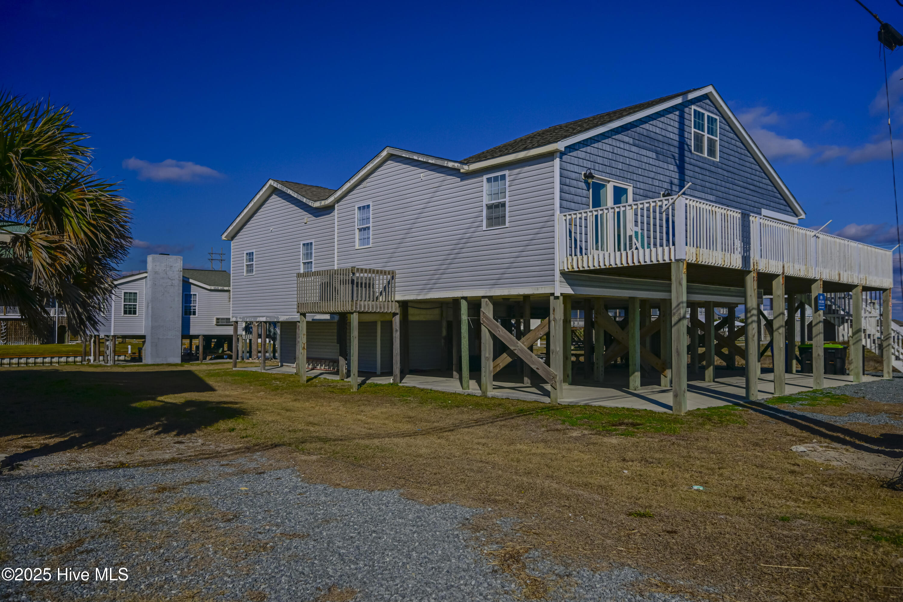 1611 New River Inlet Road North Topsail Beach, NC 28460 - Photo 7 of 69 _DSC0842