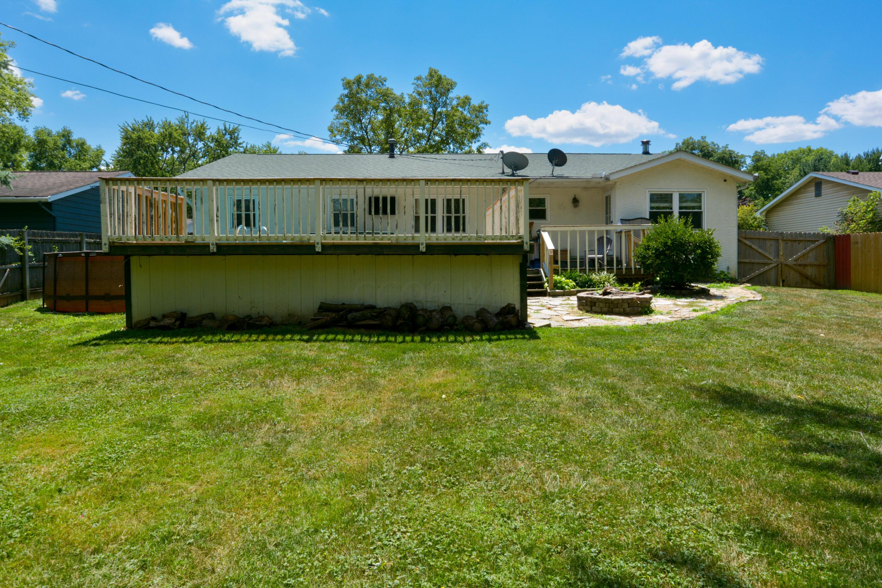 324 Watling Road Columbus, OH 43230 - Photo 3 of 68 0003