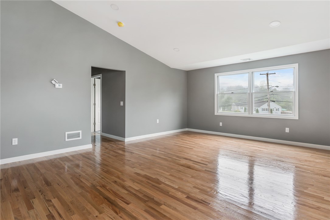 44 Wharf Road Warwick, RI 02889 - Photo 29 of 36 Gallery Image 29