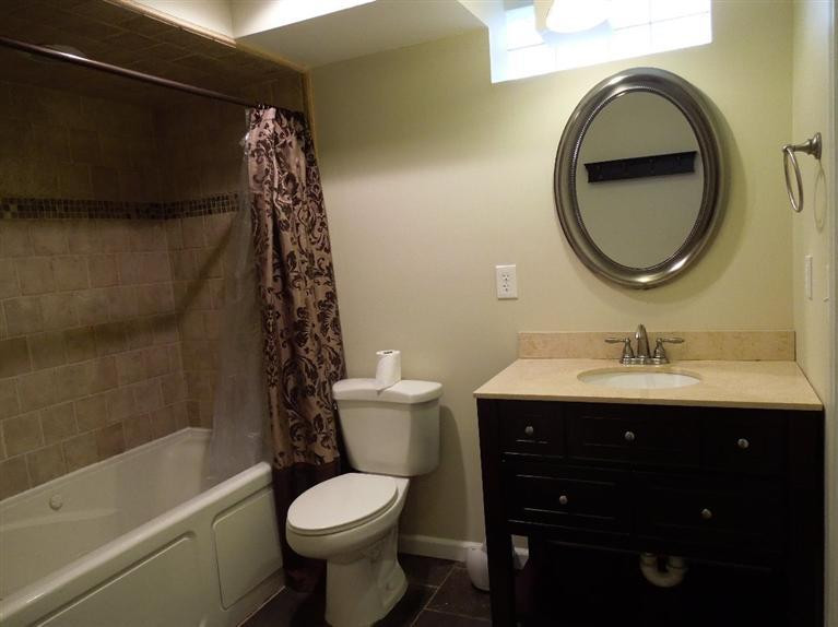 3365 Cromwell Road Ann Arbor, MI 48105 - Photo 12 of 13 Photo 12
