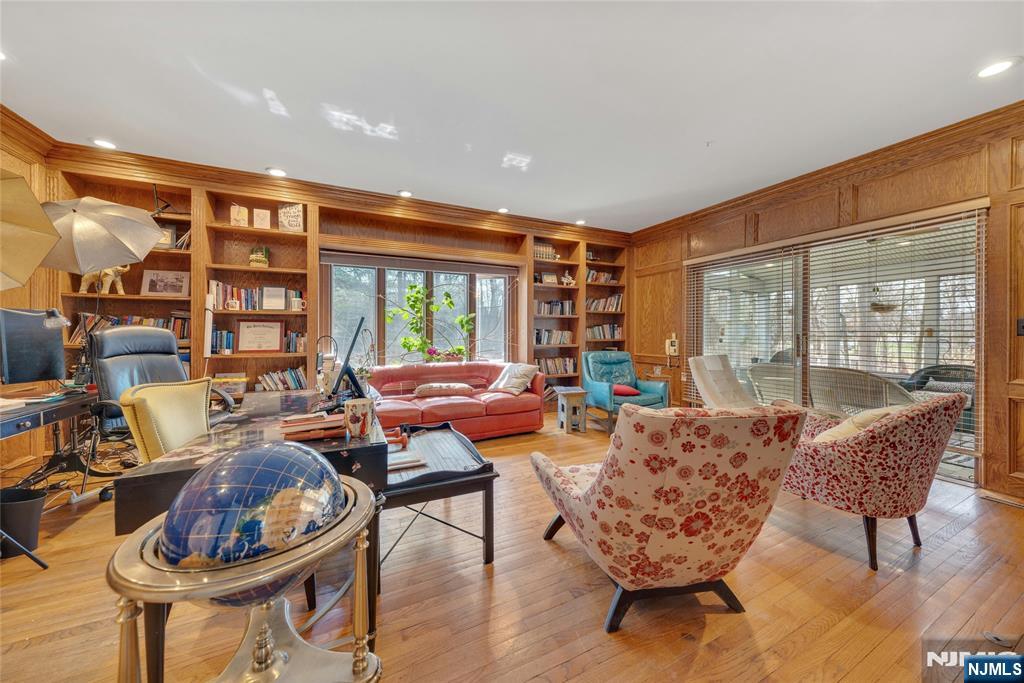 9 Cameron Road Saddle River, NJ 07458 - Photo 13 of 36