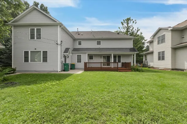 $825,000 | 927 South Charlotte Street, Lombard, IL 60148