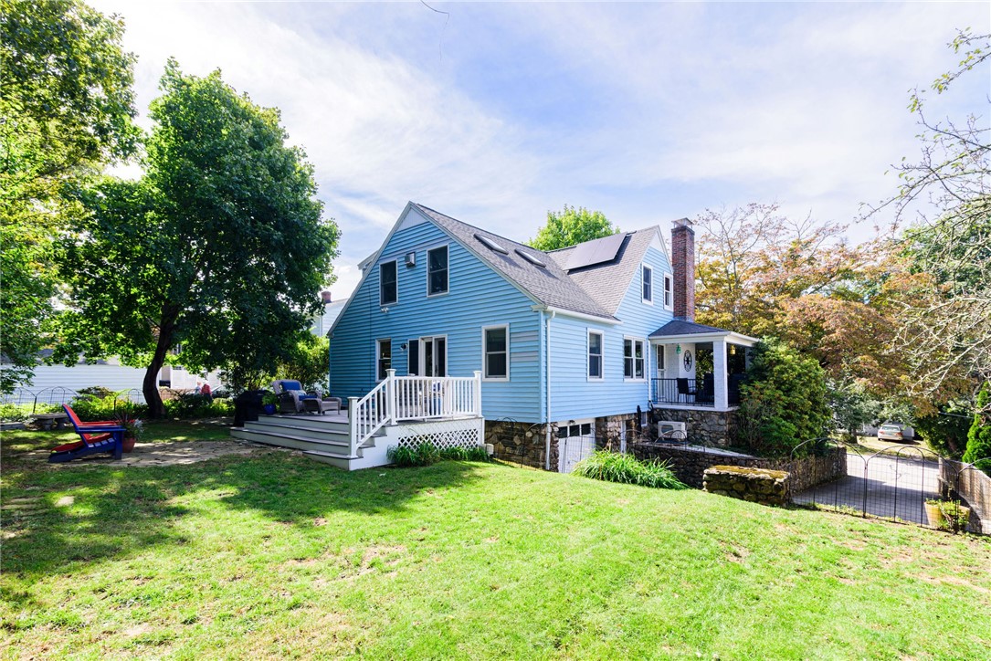 75 Summer Street Westerly, RI 02891 - Photo 2 of 46 Gallery Image 2