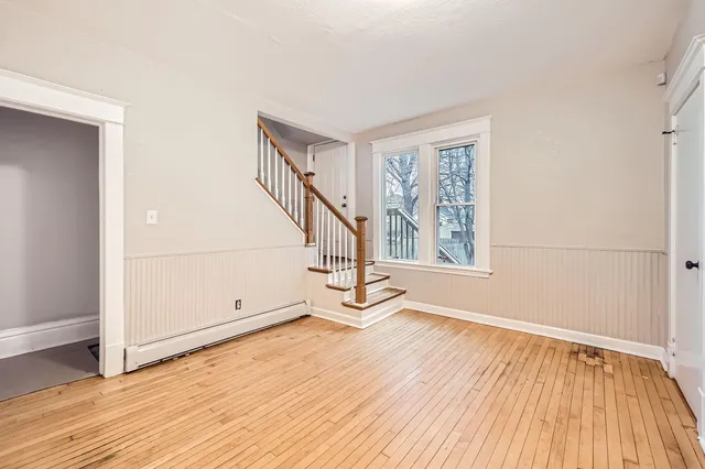 $2,399 | 1156 Marion Street, St. Paul, MN 55117