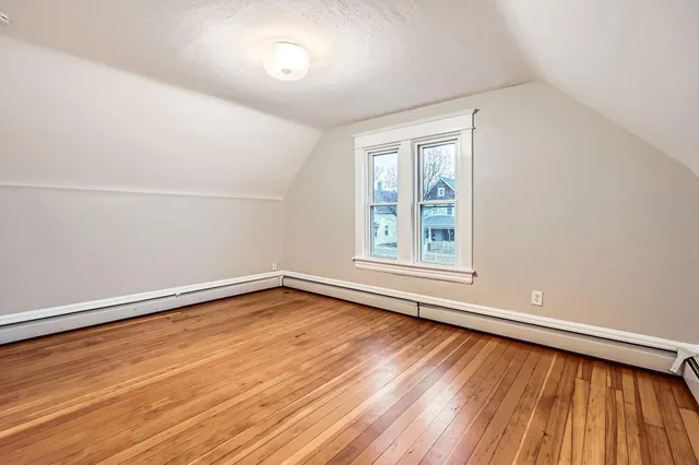 $2,399 | 1156 Marion Street, St. Paul, MN 55117