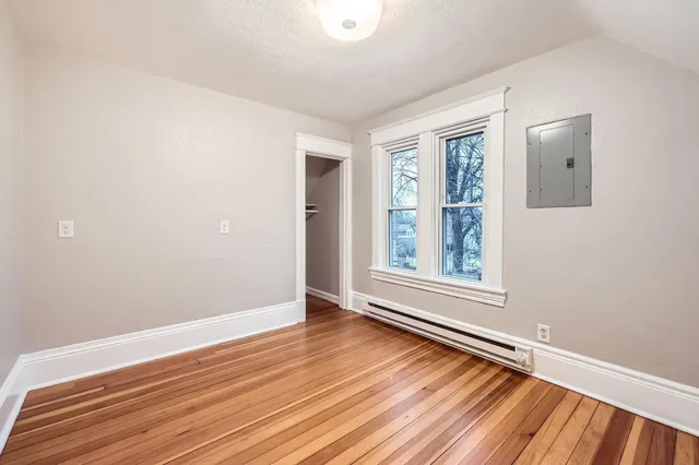 $2,399 | 1156 Marion Street, St. Paul, MN 55117