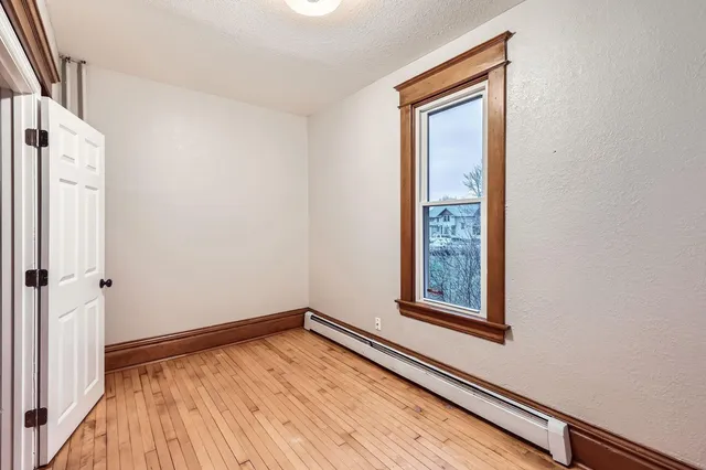 $2,399 | 1156 Marion Street, St. Paul, MN 55117