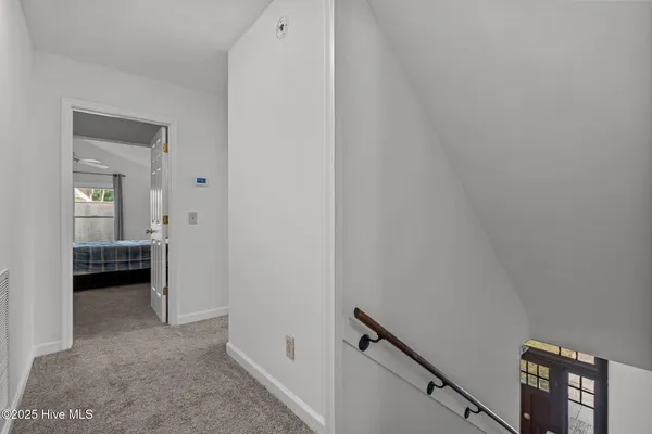 $2,600 | 802 North Poplar Street, Aberdeen, NC 28315