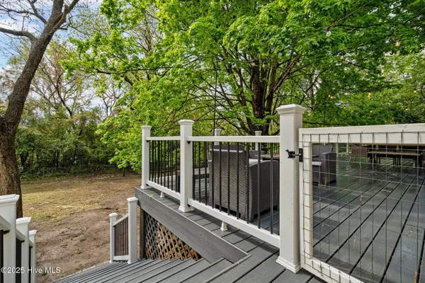 $2,600 | 802 North Poplar Street, Aberdeen, NC 28315