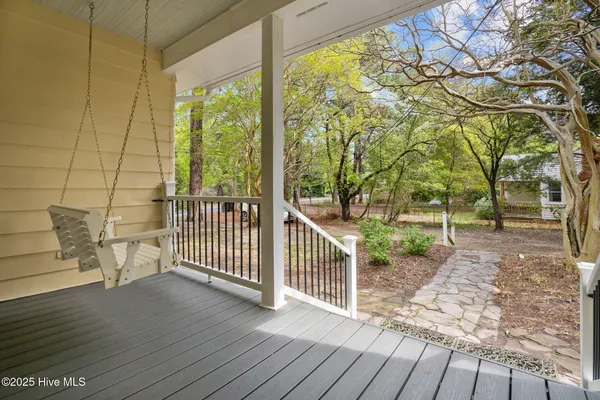 $2,600 | 802 North Poplar Street, Aberdeen, NC 28315