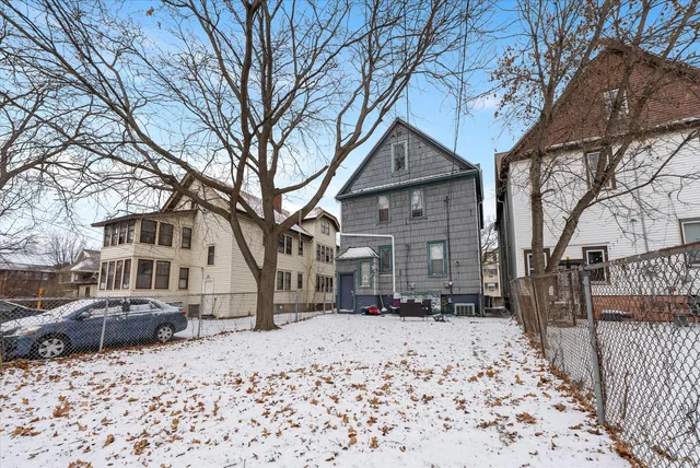 $342,450 | 2627 North Murray Avenue, Milwaukee, WI 53211