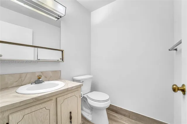 a view of a room with an empty space