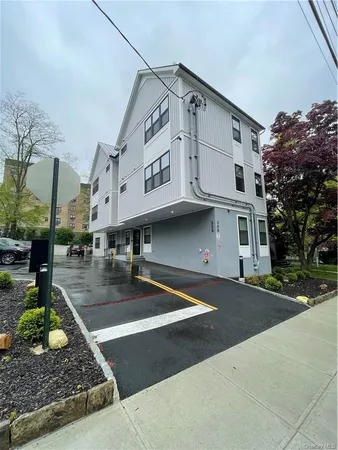 $3,400 | 308 Battle Avenue, Unit 3, White Plains, NY 10606