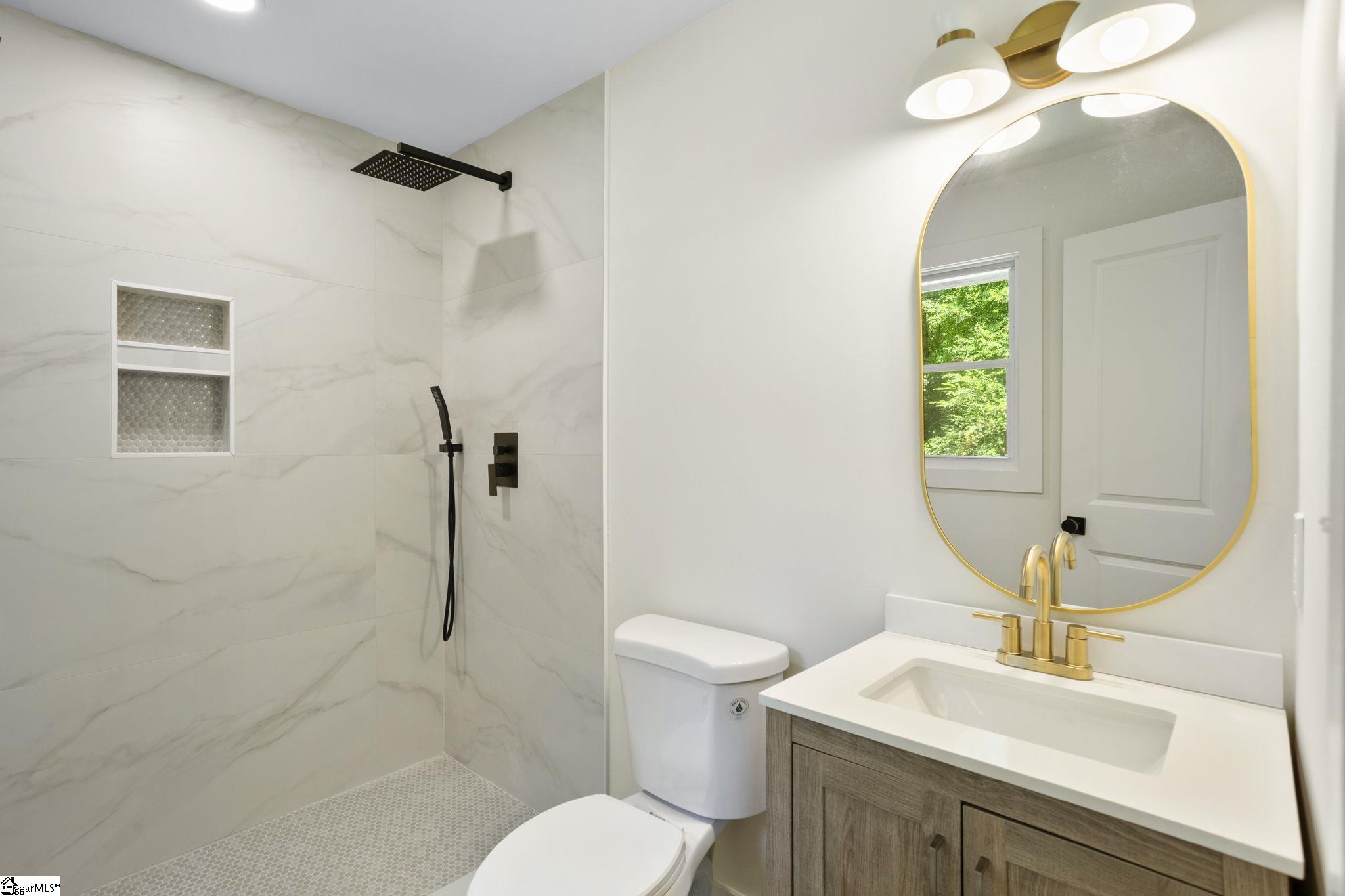 529 East Airport Road Greer, SC 29651 - Photo 19 of 26