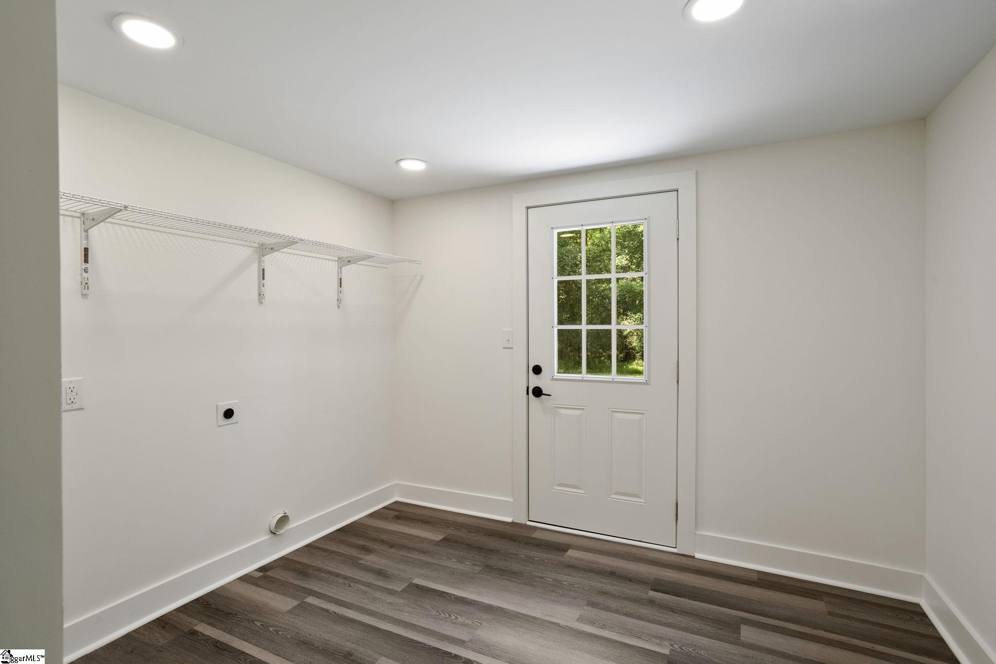 529 East Airport Road Greer, SC 29651 - Photo 21 of 26