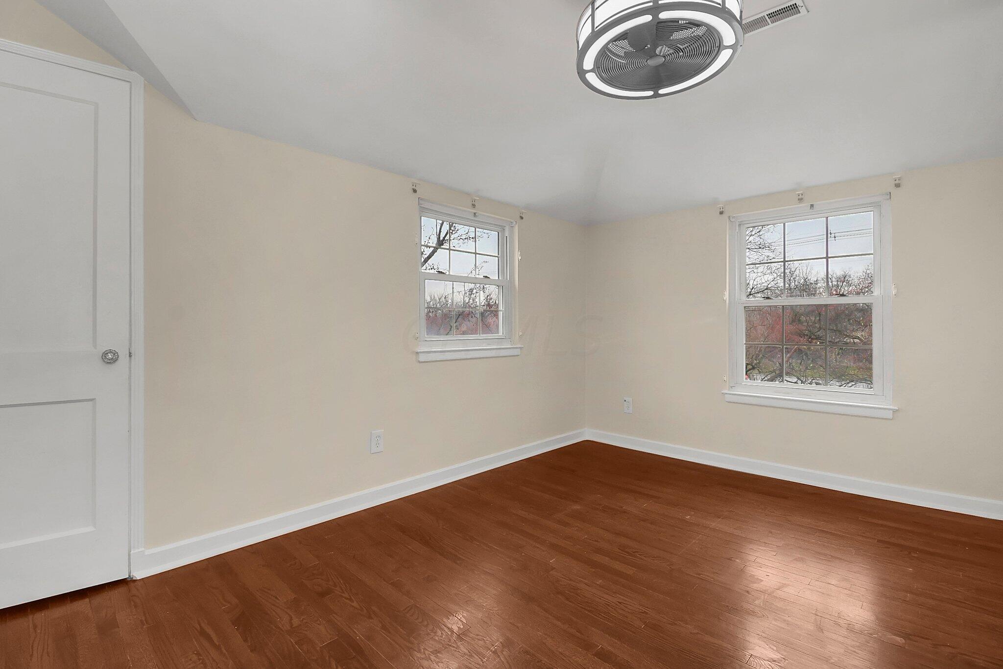1920 Riverside Drive Columbus, OH 43221 - Photo 29 of 40 Bed 2