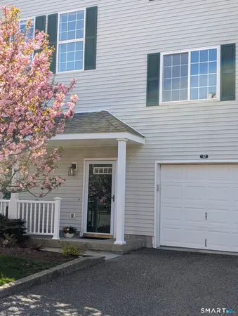 $382,000 | 14 South Street, Unit 32, Danbury, CT 06810