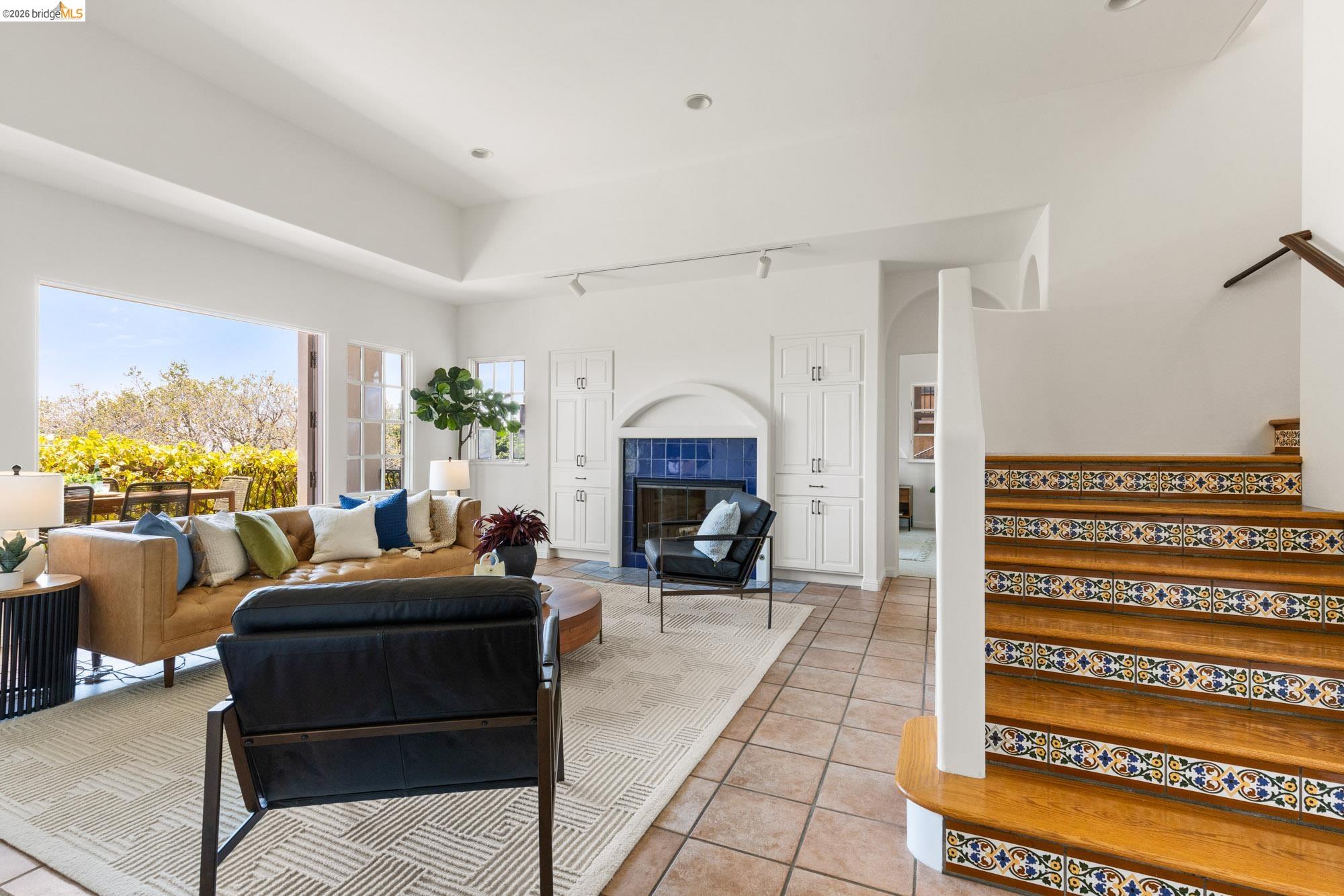 6181 Contra Costa Road Oakland, CA 94618 - Photo 55 of 91