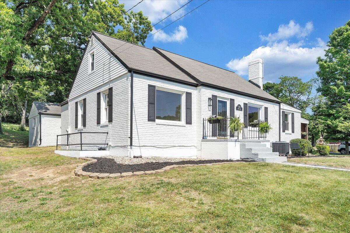 3116 Spring Road Southwest Roanoke, VA 24015 - Photo 38 of 39 43-MIB05640-R5