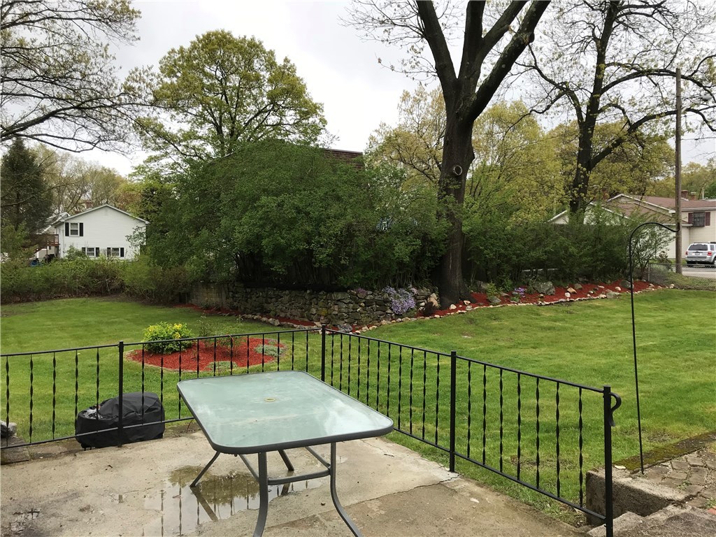 71 Phillips Street Woonsocket, RI 02895 - Photo 5 of 15