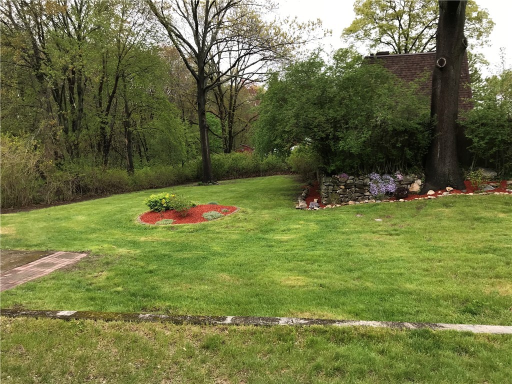 71 Phillips Street Woonsocket, RI 02895 - Photo 6 of 15