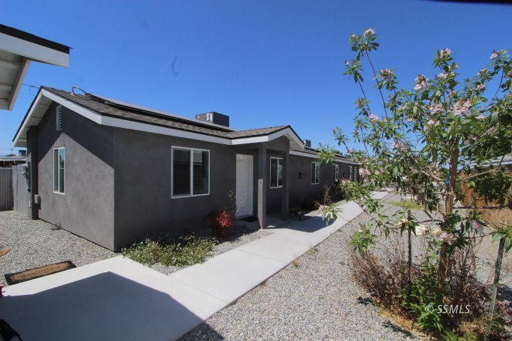 915 West Dolphin Avenue Ridgecrest, CA 93555 - Photo 5 of 19