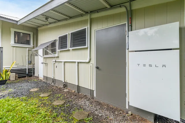 $575,000 | 110 Malia Street, Hilo, HI 96720