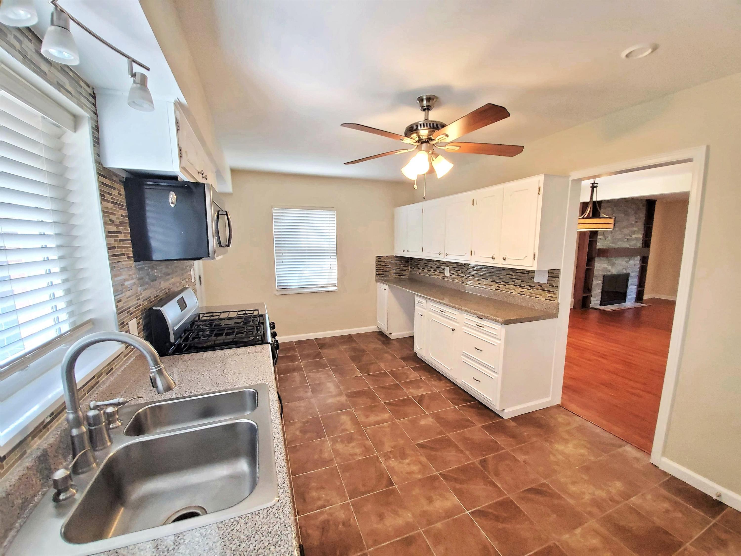 514 Enfield Road Columbus, OH 43209 - Photo 14 of 42