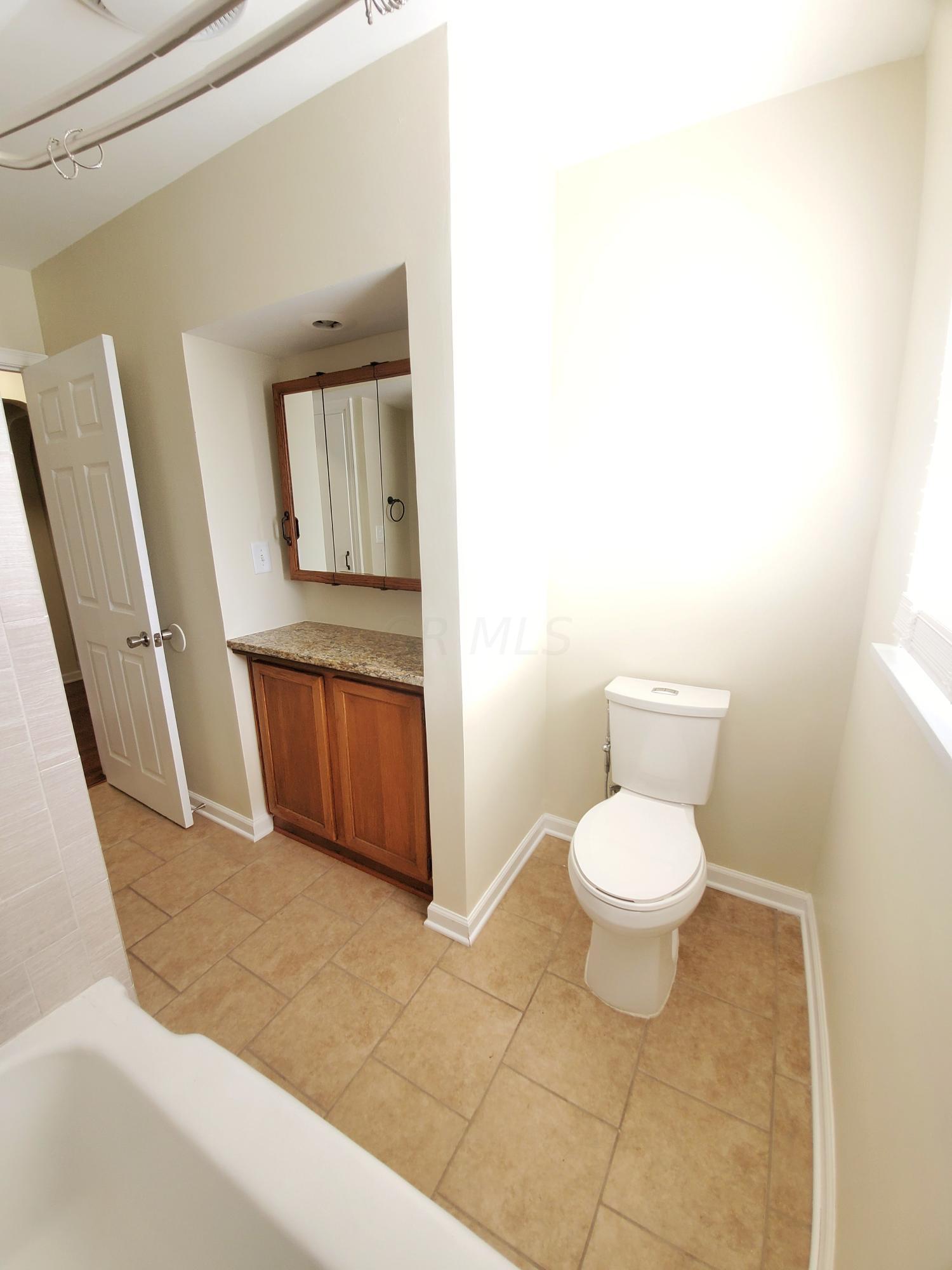 514 Enfield Road Columbus, OH 43209 - Photo 21 of 42