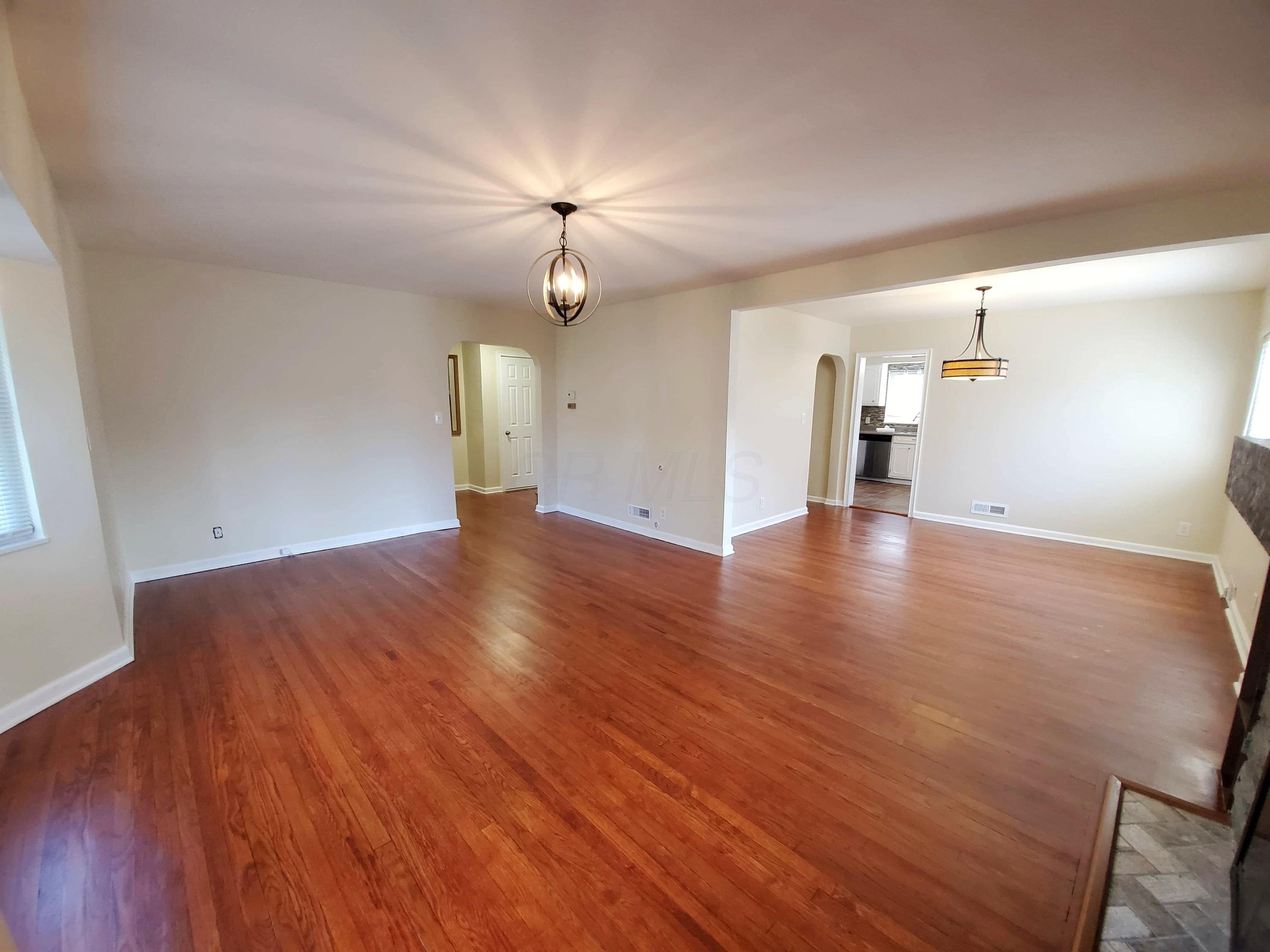 514 Enfield Road Columbus, OH 43209 - Photo 9 of 42