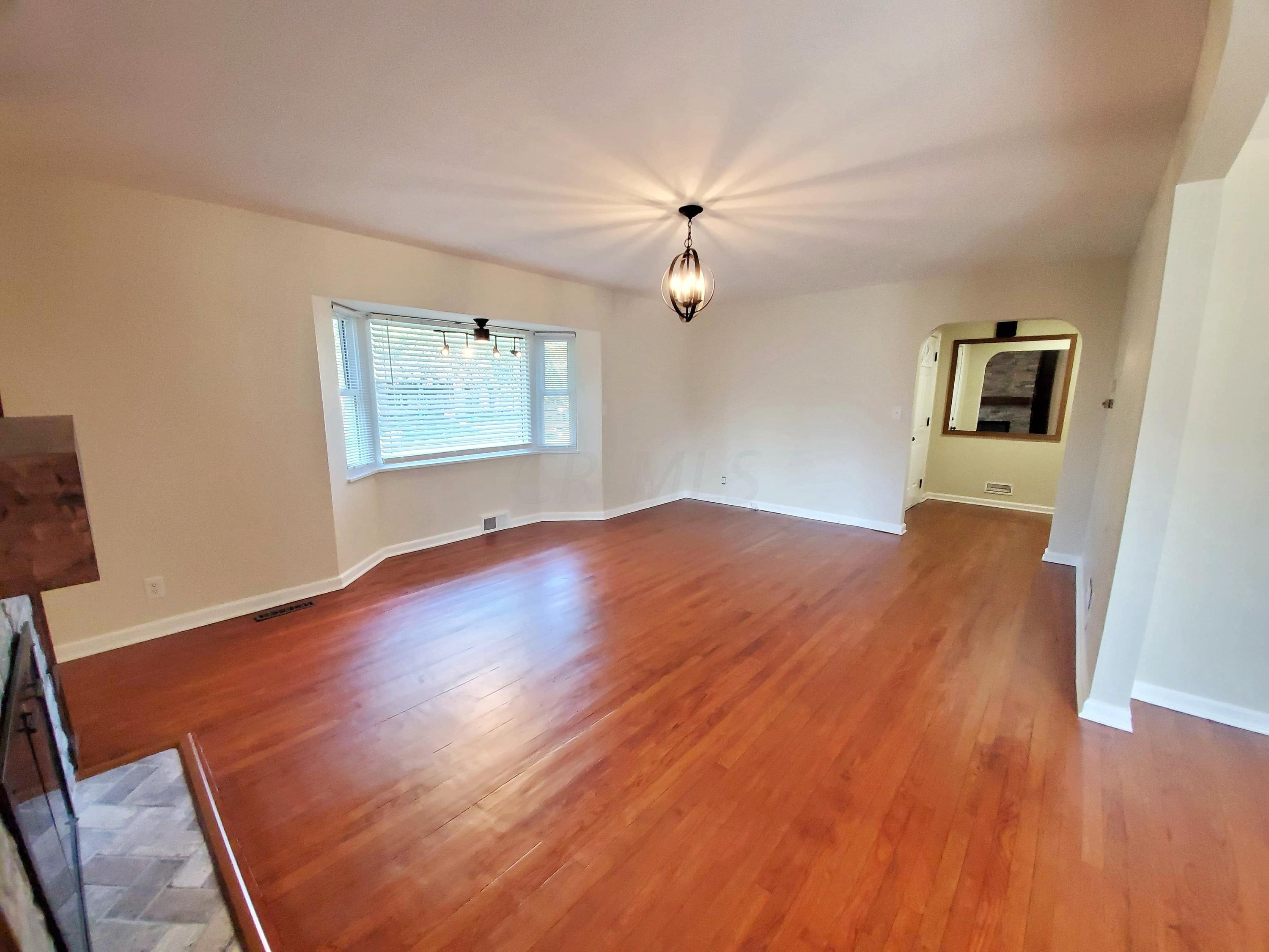 514 Enfield Road Columbus, OH 43209 - Photo 10 of 42