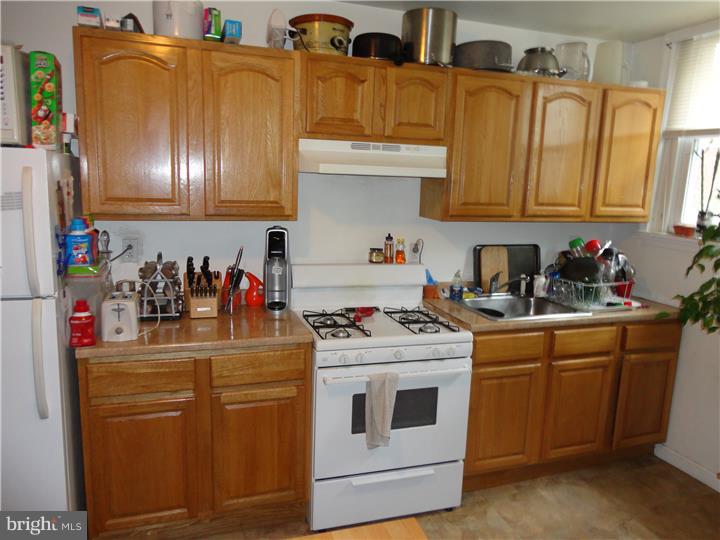 1710 Reed Street Philadelphia, PA 19146 - Photo 3 of 13 Kitchen