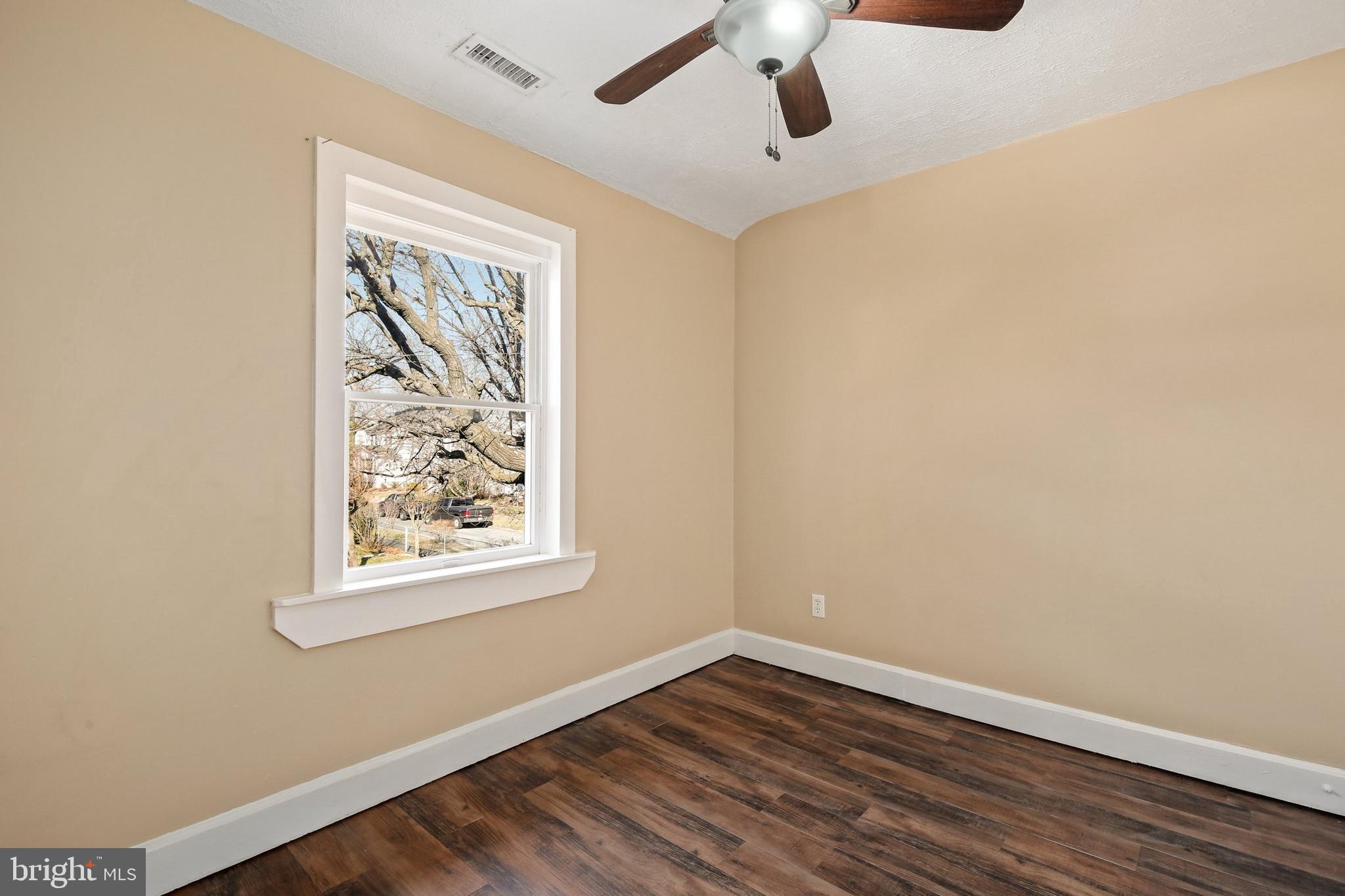 102 Kinship Road Baltimore, MD 21222 - Photo 19 of 36