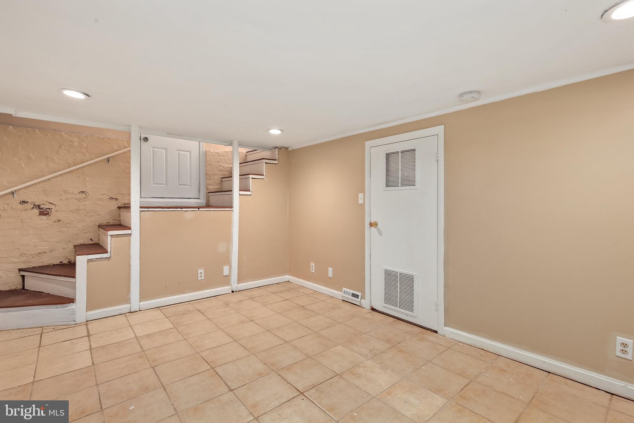 102 Kinship Road Baltimore, MD 21222 - Photo 26 of 36